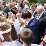 „Polska jest jedna”. Wicepremier do spraw społecznych Beata Szydło w Skarżysku-Kamiennej / Marzena Mąkosa / Radio Kielce