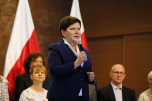 „Polska jest jedna”. Wicepremier do spraw społecznych Beata Szydło w Skarżysku-Kamiennej / Marzena Mąkosa / Radio Kielce