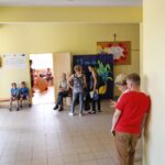 Wypadek na drodze nr 74. Zderzenie autokaru przewożącego dzieci z samochodem przewożącym kruszywo / Marzena Mąkosa / Radio Kielce