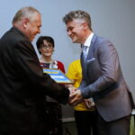 Finał akcji "Pola Nadziei". Specjalne wyróżnienie otrzymał Krzysztof Słoń - senator Prawa i Sprawiedliwości  / Marzena Mąkosa / Radio Kielce