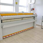 Pralnia Wodna NEMO, prowadzona przez osoby niepełnosprawne / Marzena Mąkosa / Radio Kielce