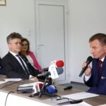 Konferencja prasowa w Wojewódzkim Funduszu Ochrony Środowiska i Gospodarki Wodnej.  Podsumowanie dotychczasowych efektów programu "czyste powietrze". Ryszard Gliwiński - Prezes Zarządu Wojewódzkiego Funduszu Ochrony Środowiska i Gospodarki Wodnej w Kielcach / Marzena Mąkosa / Radio Kielce