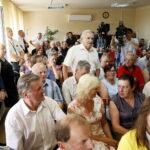 Spotkanie wicemarszałka i szefa klubu parlamentarnego PiS, Ryszarda Terleckiego z mieszkańcami Gnojna / Marzena Mąkosa / Radio Kielce