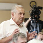 Spotkanie wicemarszałka i szefa klubu parlamentarnego PiS, Ryszarda Terleckiego z mieszkańcami Gnojna / Marzena Mąkosa / Radio Kielce