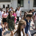 Uczniowie ze Szkoły Podstawowej w Mircu na wycieczce w Sejmie / Marzena Mąkosa / Radio Kielce