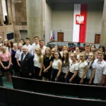 Uczniowie ze Szkoły Podstawowej w Mircu na wycieczce w Sejmie / Marzena Mąkosa / Radio Kielce