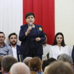 Spotkanie wicepremier Beaty Szydło z mieszkańcami Starachowic w Starostwie Powiatowym. Na zdjęciu: Beata Szydło - wicepremier / Marzena Mąkosa / Radio Kielce