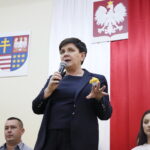 Spotkanie wicepremier Beaty Szydło z mieszkańcami Starachowic w Starostwie Powiatowym. Na zdjęciu: Beata Szydło - wicepremier / Marzena Mąkosa / Radio Kielce