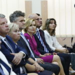 Spotkanie wicepremier Beaty Szydło z mieszkańcami Starachowic w Starostwie Powiatowym. Na zdjęciu w środku: Krzysztof Słoń - senator PiS, Anna Krupka - poseł PiS / Marzena Mąkosa / Radio Kielce