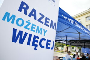 Niebieskie Miasteczko na placu Artystów w Kielcach / Marzena Mąkosa / Radio Kielce