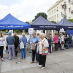 Niebieskie Miasteczko na placu Artystów w Kielcach / Marzena Mąkosa / Radio Kielce