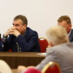 Walne zebranie sprawozdawcze członków stowarzyszenia Samorząd 2002 w hotelu "Echo" w Cedzynie. Wojciech Lubawski - prezydent Miasta Kielce / Marzena Mąkosa / Radio Kielce