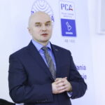 Wręczenie not identyfikacyjnych w OMPiO. Na zdjęciu: Rafał Nowak - dyrektor Wzgórza Zamkowego  / Marzena Mąkosa / Radio Kielce