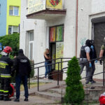 Funkcjonariusze CBŚP wkroczyli do dwóch lokali w regionie, w których sprzedawane są dopalacze / Emilia Sitarska / Radio Kielce