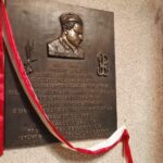 LO im. Joachima Chreptowicza w Ostrowcu Św. 74. rocznica śmierci Jana Piwnika Ponurego / Emilia Sitarska / Radio Kielce