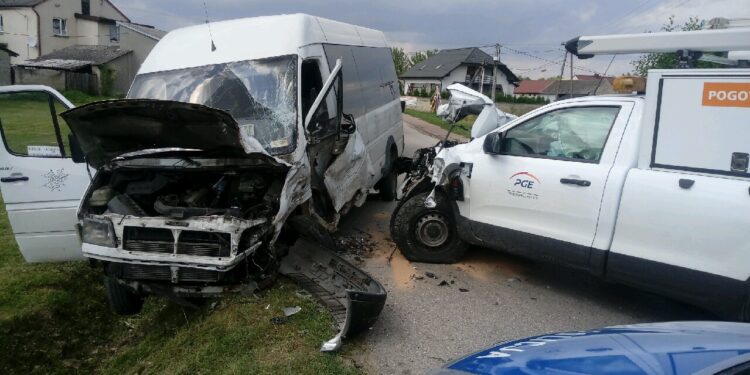 Wypadek w miejscowości Łukowa w gminie Chęciny / Policja Kielce