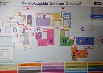 Świętokrzyskie Centrum Onkologii. Plansze z lokalizacją klinik / Iwona Murawska / Radio Kielce