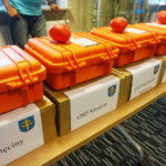 19.07.2018 Kielce. Przekazanie defibrylatorów Ochotniczym Strażom Pożarnym powiatu kieleckiego przez starostwo powiatowe / Marcin Różyc / Radio Kielce