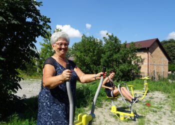 Jędrzejów. Nowe siłownie na osiedlu Zachód / Ewa Pociejowska - Gawęda / Radio Kielce