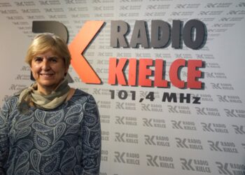 Krystyna Nowakowska - Dyrektor Centrum Edukacji i Kultury w Ciekotach „Szklany Dom” / Karol Żak / Radio Kielce