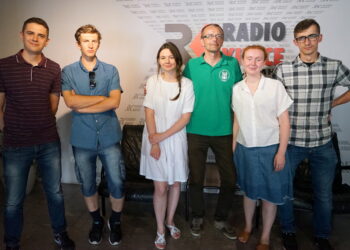 Pokolenie M, od lewej: Marcin Różyc, Jacek Bonarski, Karolina Błaszczyk, Dionizy Krawczyński, Aleksandra Wilk i Michał Kita / Kamil Król / Radio Kielce