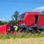 Śmiertelny wypadek na strzeżonym przejeździe kolejowym w miejscowości Skroniów / Ewa Pociejowska-Gawęda / Radio Kielce