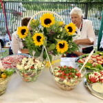 Święto pomidora. Sałatki z dodatkiem pomidorów  / Grażyna Szlęzak - Wójcik / Radio Kielce