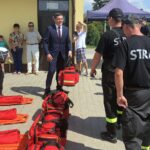 Przekazanie sprzętu dla jednostek OSP w gminie Obrazów / Grażyna Szlęzak-Wójcik / Radio Kielce