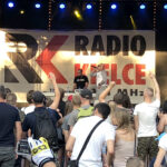 „Koncertowe Lato z Radiem Kielce”. W Parku Miejskim wystąpił raper Michał Sobolewski znany jako „Sobota” / Rafał Szymkiewicz / Radio Kielce