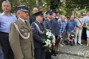 Uroczystości z okazji 74 rocznicy Akcji „Burza” i bitwy pod Pielaszowem / Grażyna Szlęzak-Wójcik / Radio Kielce