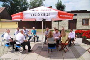 Pierzchnia. Plenerowy Raport Dnia / Grzegorz Jamka / Radio Kielce