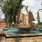 Pierzchnia. Plenerowy Raport Dnia. Fontanna na Rynku / Grzegorz Jamka / Radio Kielce