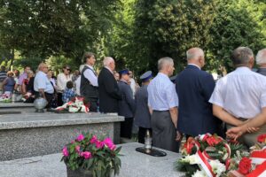 Uroczystości z okazji 74 rocznicy Akcji „Burza” i bitwy pod Pielaszowem / Grażyna Szlęzak-Wójcik / Radio Kielce