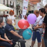 Wyjazdowa audycja "Stacja: wakacje" na Rynku w Sandomierzu / Arkadiusz Miller / Radio Kielce