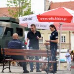 Wyjazdowa audycja "Stacja: wakacje" na Rynku w Sandomierzu / Arkadiusz Miller / Radio Kielce