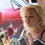 Audycja „Niedziela z gwiazdą”. Tym razem odwiedziliśmy Kołaczkowice nieopodal Buska-Zdroju, gdzie mieszka śpiewaczka operowa Roma Owsińska / Grzegorz Jamka / Radio Kielce