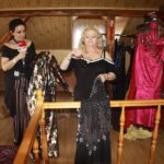 Audycja „Niedziela z gwiazdą”. Tym razem odwiedziliśmy Kołaczkowice nieopodal Buska-Zdroju, gdzie mieszka śpiewaczka operowa Roma Owsińska / Grzegorz Jamka / Radio Kielce