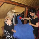 Audycja „Niedziela z gwiazdą”. Tym razem odwiedziliśmy Kołaczkowice nieopodal Buska-Zdroju, gdzie mieszka śpiewaczka operowa Roma Owsińska / Grzegorz Jamka / Radio Kielce