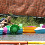 Wakacyjne wydanie Raportu Dnia z Parku Rozrywki i Miniatur Sabat Krajno / Grzegorz Jamka / Radio Kielce