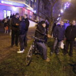 Końskie. Ewakuacja w jednym z bloków przy ulicy Zamkowej / Jarosław Kubalski / Radio Kielce