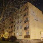 Końskie. Ewakuacja w jednym z bloków przy ulicy Zamkowej / Jarosław Kubalski / Radio Kielce