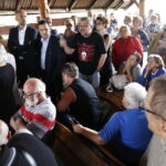 11.07.2018 Kielce. Mieszkańcy osiedla Pod Telegrafem oraz przedstawiciele Hydrogeotechniki spotkali się w sprawie budowy instalacji do oczyszczania niebezpiecznych odpadów przy ulicy Karskiego / Jarosław Kubalski / Radio Kielce