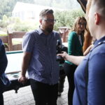 11.07.2018 Kielce. Mieszkańcy osiedla Pod Telegrafem oraz przedstawiciele Hydrogeotechniki spotkali się w sprawie budowy instalacji do oczyszczania niebezpiecznych odpadów przy ulicy Karskiego / Jarosław Kubalski / Radio Kielce