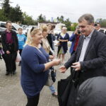 Kolejne rodziny otrzymały klucze do mieszkań socjalnych przy ulicy Tartacznej / Radio Kielce