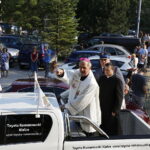 Jacques Koffi Oi Koffi poświęcili pojazdy / Jarosław Kubalski / Radio Kielce