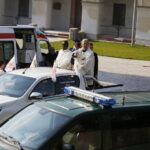 Jacques Koffi Oi Koffi poświęcili pojazdy / Jarosław Kubalski / Radio Kielce