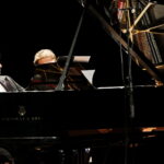 XXIV Międzynarodowy Festiwal Muzyczny im. Krystyny Jamroz w Buskim Samorządowym Centrum Kultury. Recital Nadzwyczajny. Na zdjęciu pianista Rafał Blechacz / Marzena Mąkosa / Radio Kielce