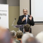 Wykład dr Ryszarda Śmietanki-Kruszelnickiego: „Pogrom Żydów w Kielcach 4 lipca 1946 r. w świetle najnowszych badań i literatury przedmiotu. Analiza krytyczna” w Centrum Edukacyjnym Instytutu Pamięci Narodowej „Przystanek Historia” w Kielcach. Na zdjęciu: dr Ryszard Śmietanka-Kruszelnicki / Marzena Mąkosa / Radio Kielce