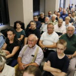 Wykład dr Ryszarda Śmietanki-Kruszelnickiego: „Pogrom Żydów w Kielcach 4 lipca 1946 r. w świetle najnowszych badań i literatury przedmiotu. Analiza krytyczna” w Centrum Edukacyjnym Instytutu Pamięci Narodowej „Przystanek Historia” w Kielcach / Marzena Mąkosa / Radio Kielce