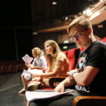 „Wakacje z Pegazem”, czyli spotkania w Kieleckim Centrum Kultury. Na zdjęciu po prawej: Krzysztof Wódkowski / Marzena Mąkosa / Radio Kielce